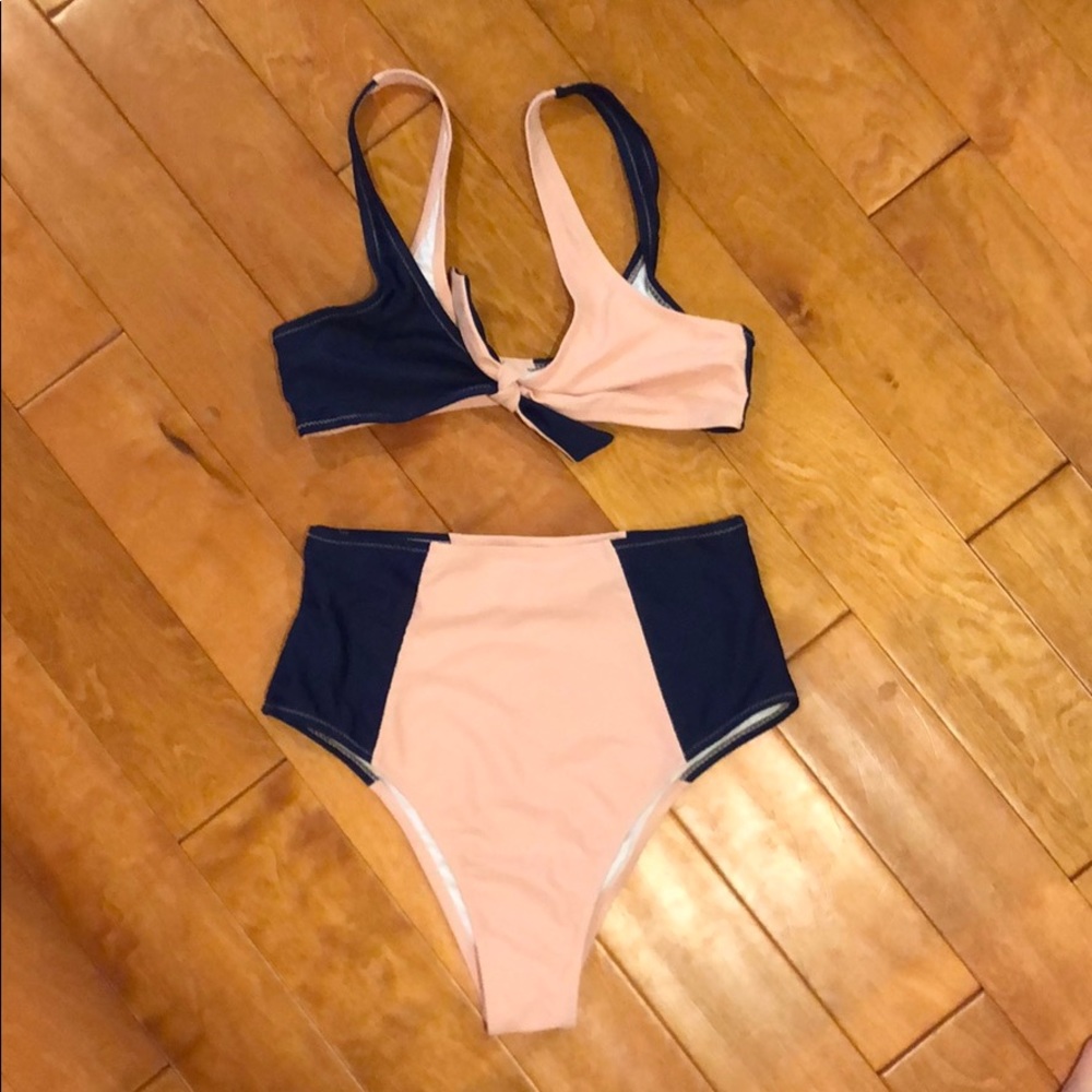 High-waisted Bathing Suit